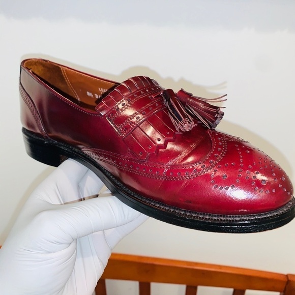 Bostonian Wing Tip Tasseled Brogue Loafers. - Picture 10 of 11